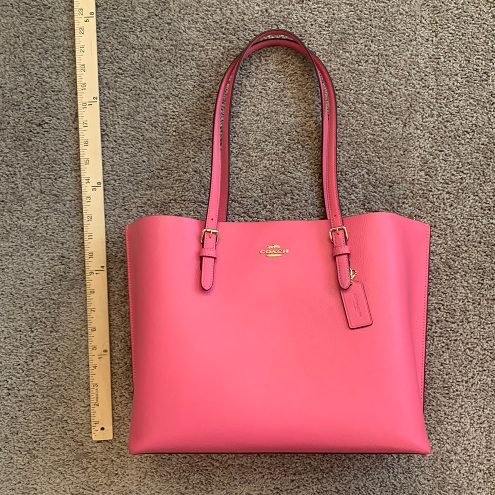 Coach tote purse pink zip pouch inside
